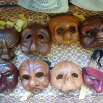 Cette image illustre un article de la catégorie Saison culturelle. Son titre est « Initiation au jeu masqué »